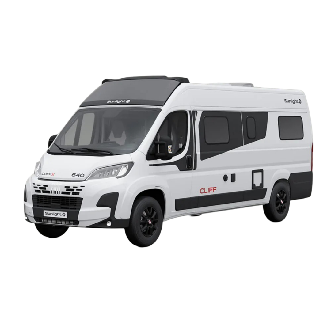 Weißer Sunlight Cliff X 640 Campervan von der Seite.